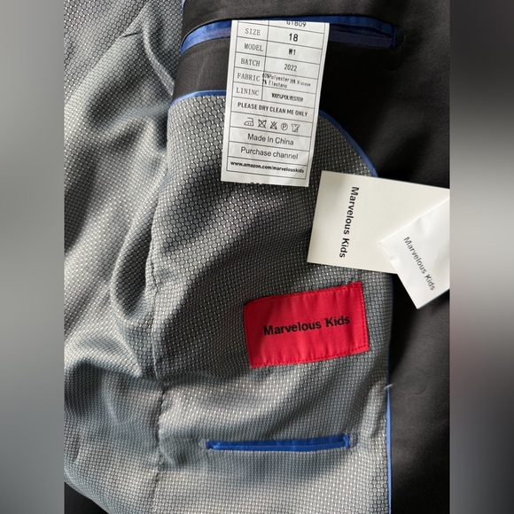 Marvelous kids BOYS SUIT JACKET BLACK SIZE 18 Style:G1809 NWT - Picture 2 of 5